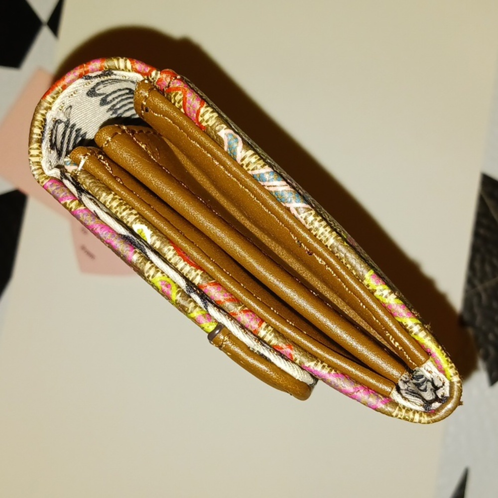 Juicy Couture Chestnut Chino Mult Glam Elongated Flap Wallet Accessories Vegan - Picture 13 of 16